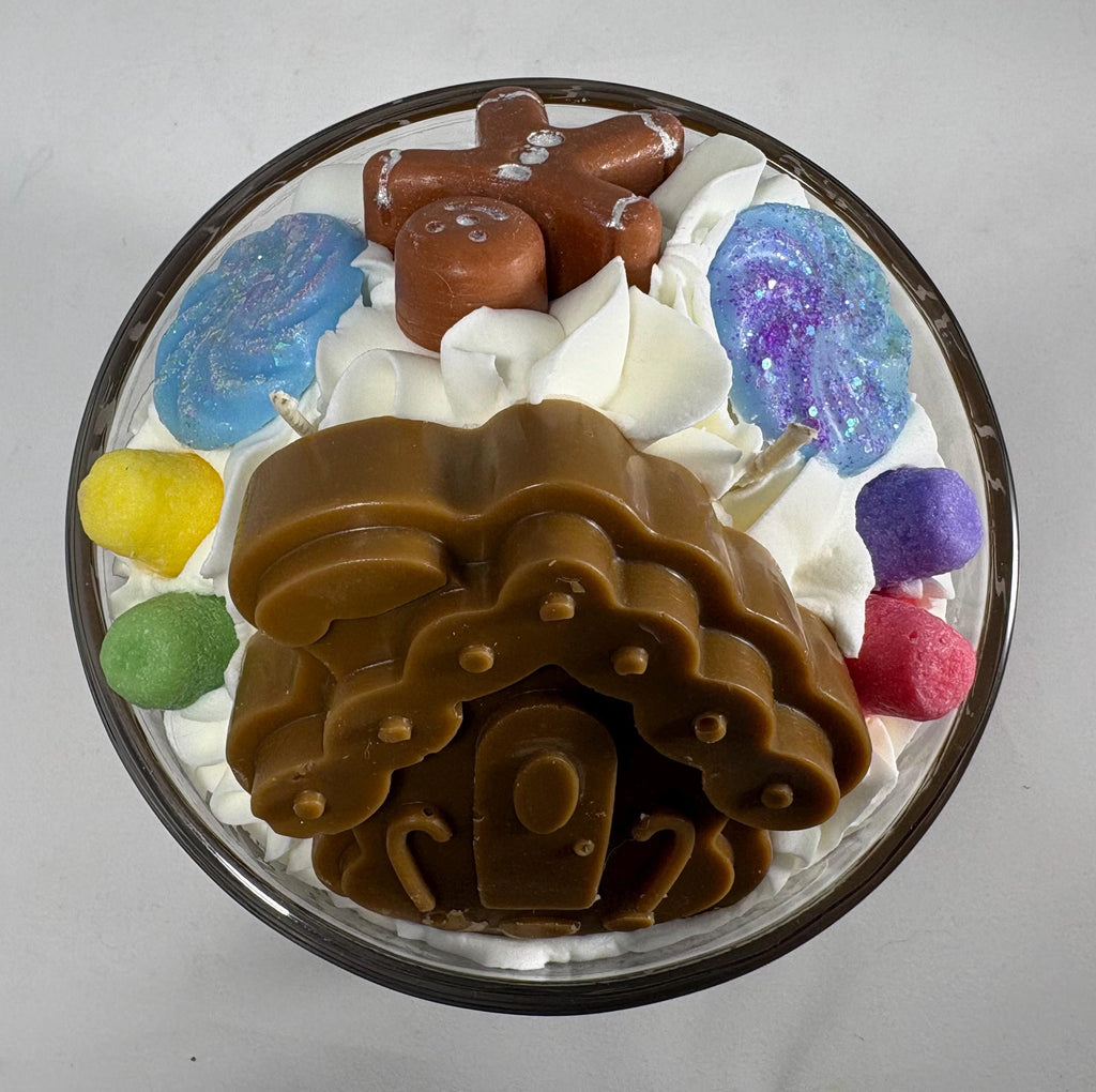 Gingerbread House Candle – 18oz Whipped Dessert Candle with Wax Gingerbread House & Candy Toppings | Holiday Bakery Candle