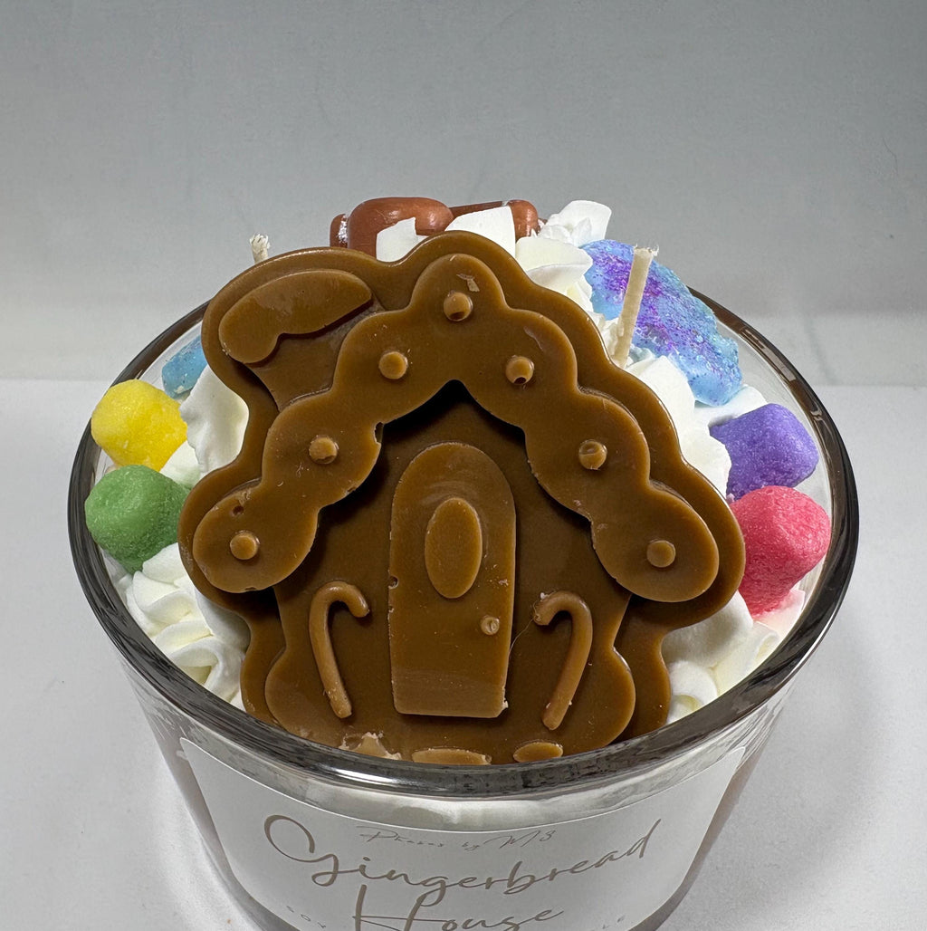 Gingerbread House Candle – 18oz Whipped Dessert Candle with Wax Gingerbread House & Candy Toppings | Holiday Bakery Candle