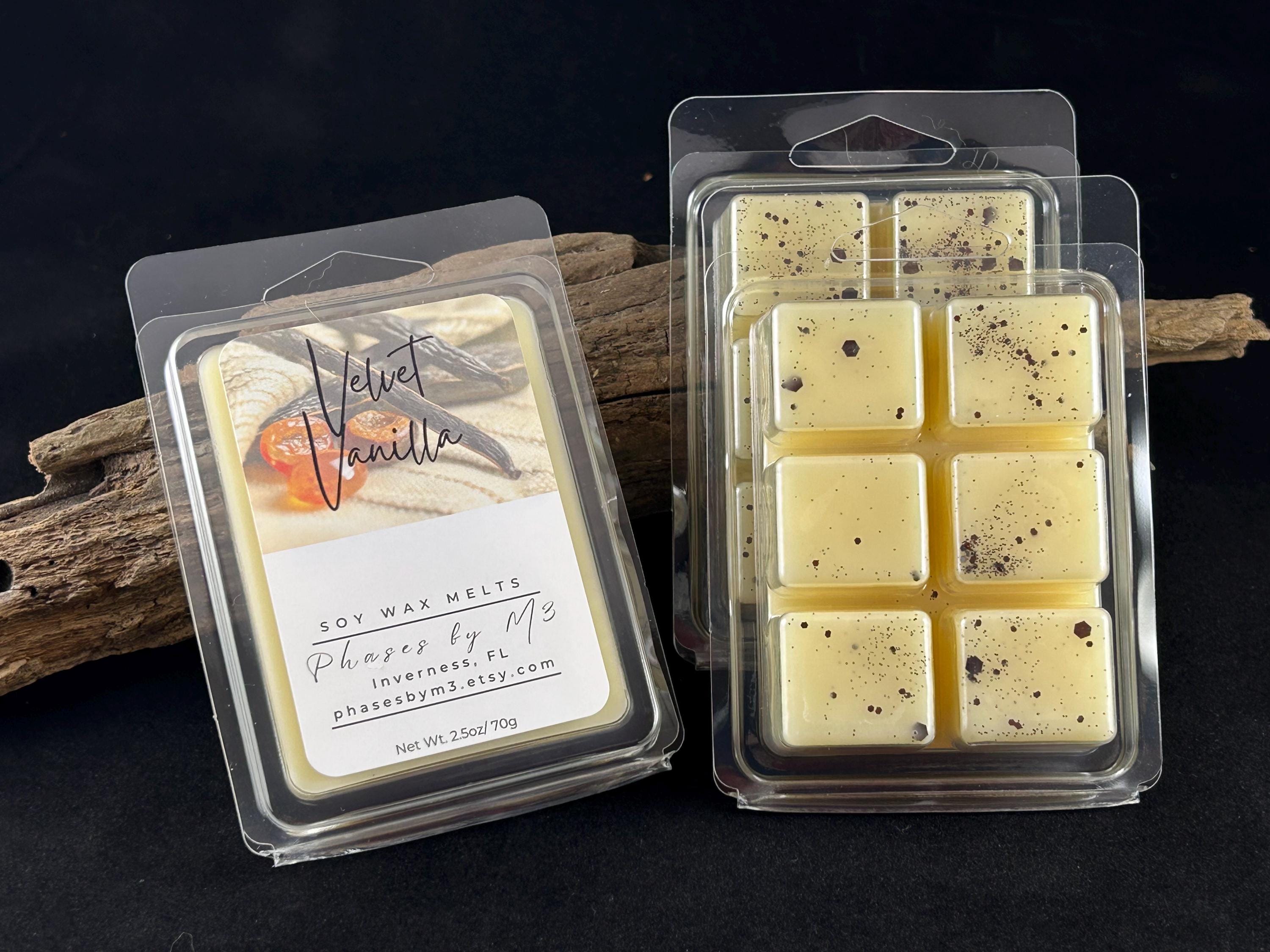 Velvet Vanilla Candle and Wax Melts | Amaretto, Jasmine, Vanilla & Amber Scent | Cozy and Elegant Soy Blend Home Fragrance